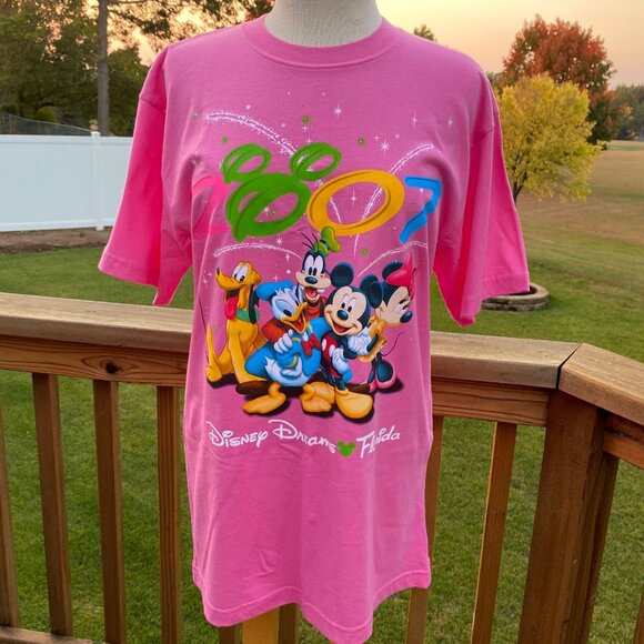 Walt Disney World S 2007 Mickey Mouse Dreams Florida Pink T-Shirt Goofy Pluto - Picture 11 of 11